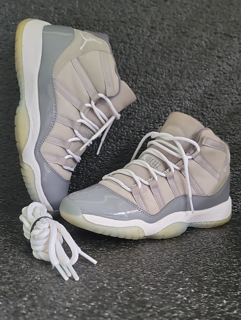 Nike Air Jordan 11 Retro 'Cool Grey' Wmns 7 Good Condition Fast Shipping